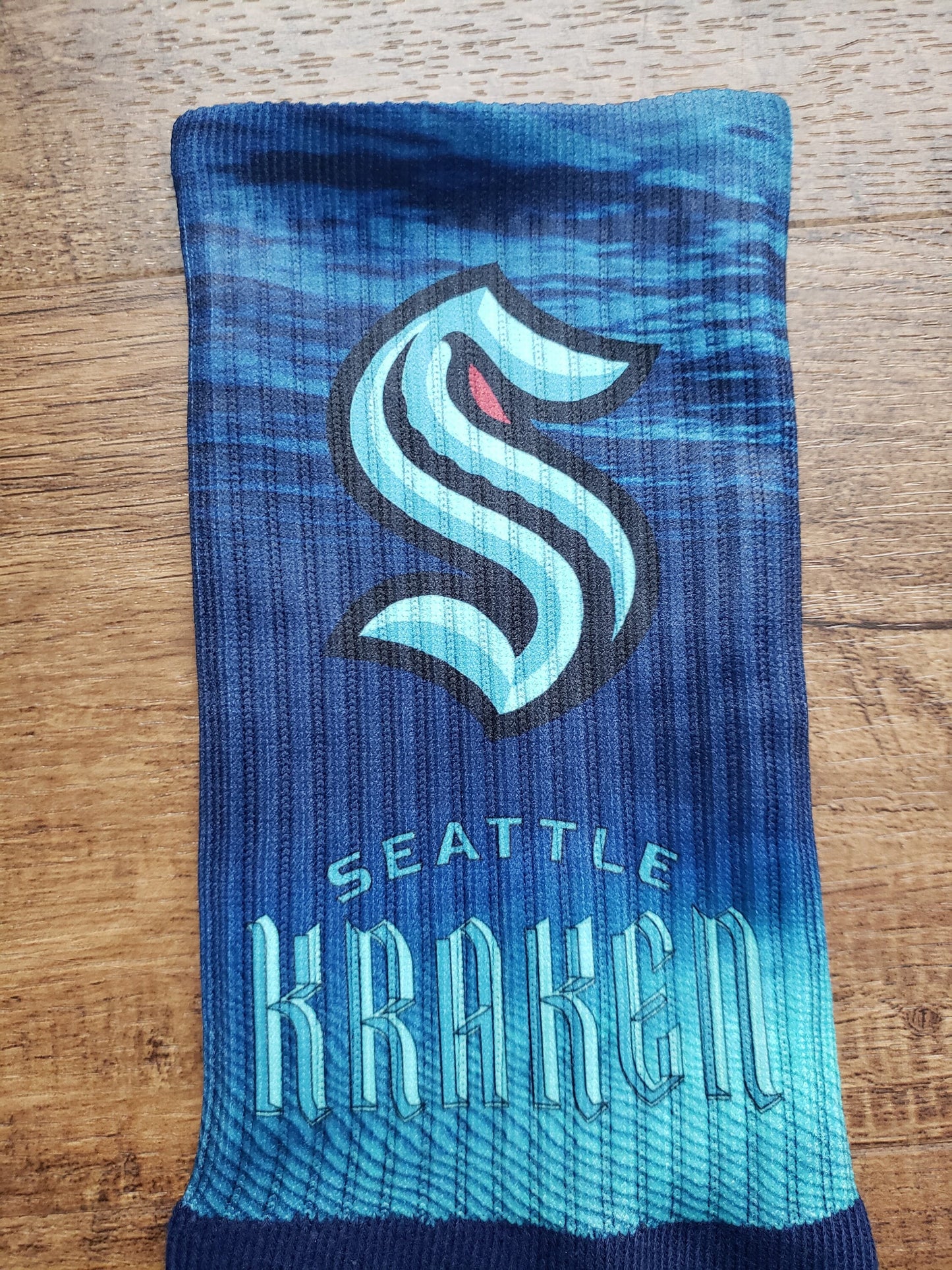 Kraken Crew Socks – Comfort, Style & Durability