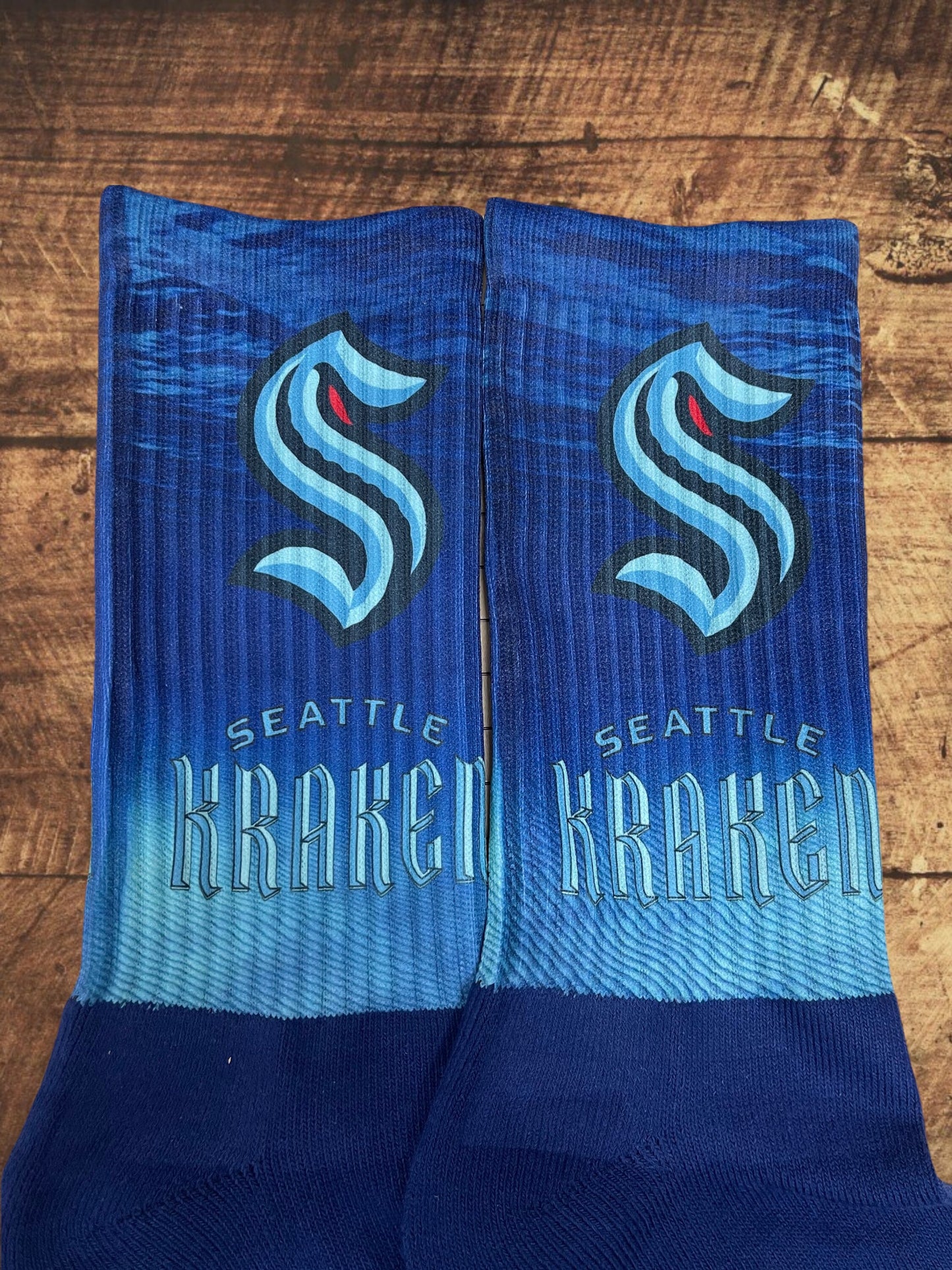 Kraken Crew Socks – Comfort, Style & Durability