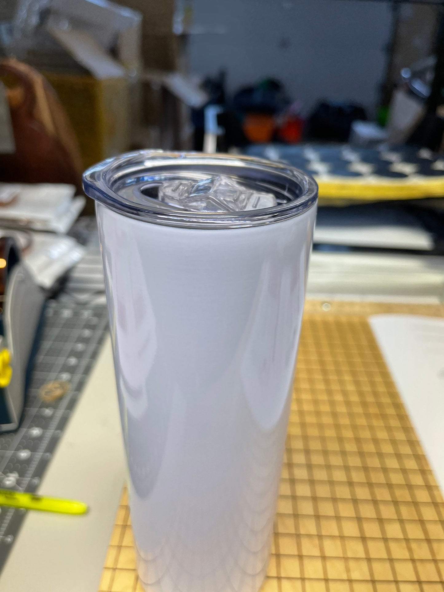 Spill proof replacement Lid for 20oz and 30oz skinny tumblers.
